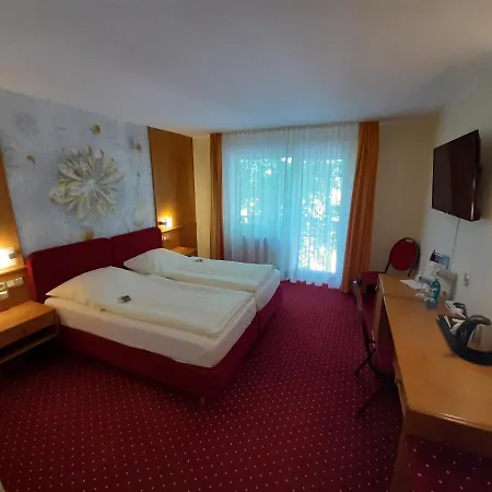 & Restaurant Wilhelm Von Nassau Hotel