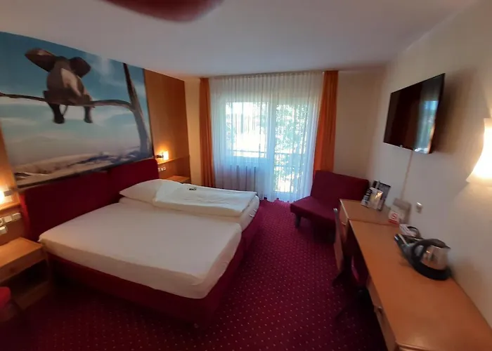 威廉·冯·拿骚酒店及餐厅 迭斯